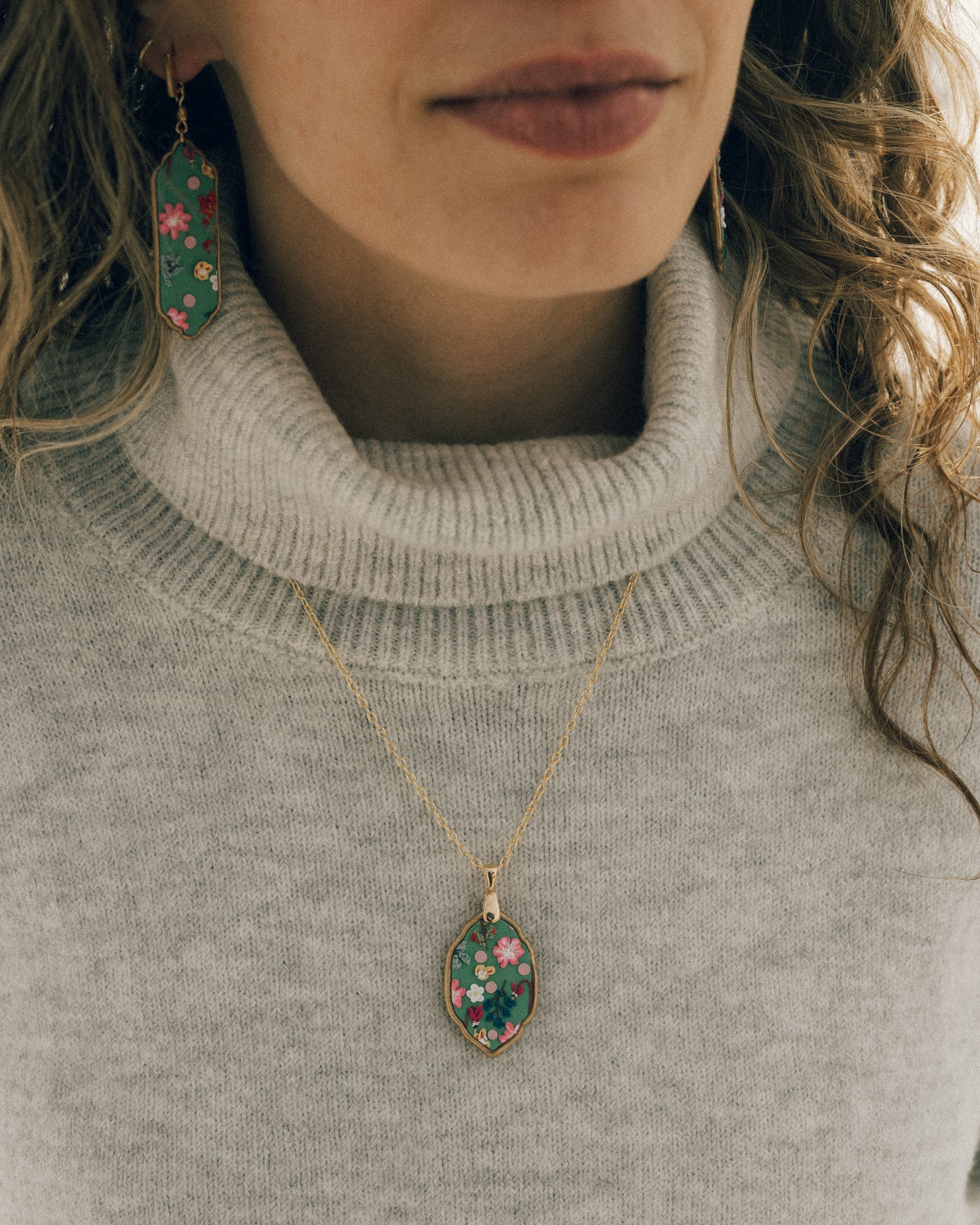 MW Pendant Necklace